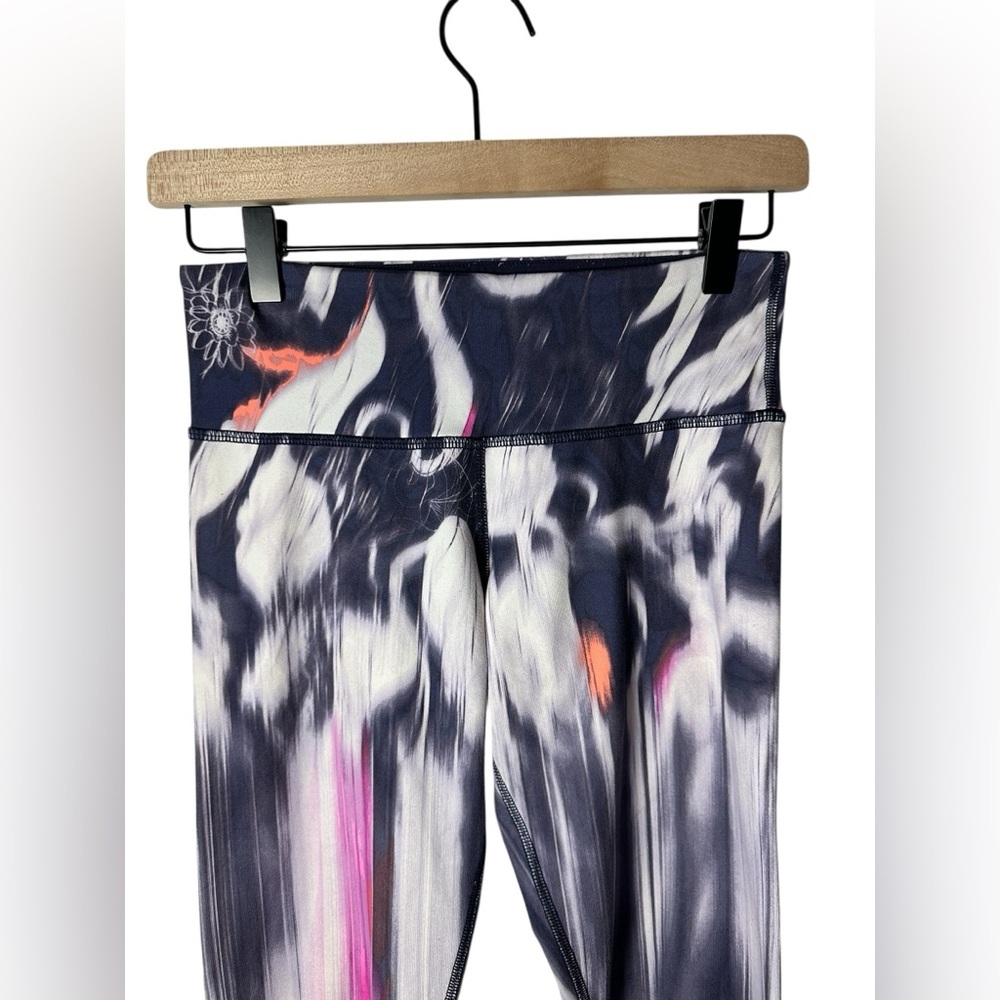 Lululemon Wunder Under Pant Engineered Mirage Deep Indigo Size 4 - Picture 4 of 9